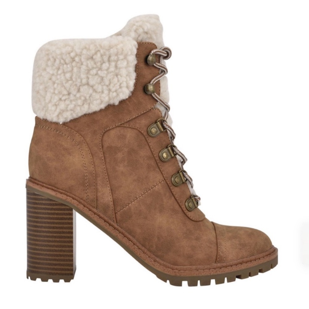 Nine West Penni Sherpa Lined Snow Boots
